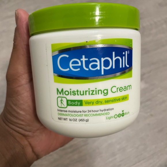Brand new Cetaphil Moisturizing Lotion and Moisturizing Cream 2 pacK - Picture 5 of 8